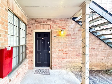 2255 Braeswood Park Dr unit 117, Houston, TX 77030 - photo 4