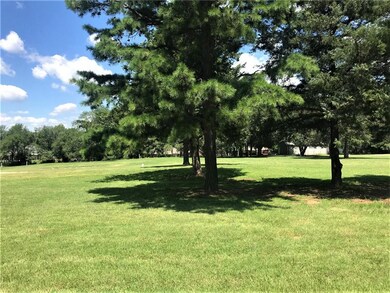 This Lot has it's own water well but also public water!