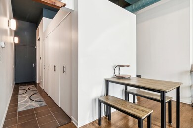 2343 N Greenview Ave unit 111, Chicago, IL 60614 - photo 7