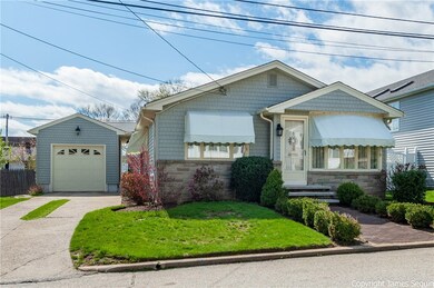 94 Walnut St, Johnston, RI 02919 - photo 2