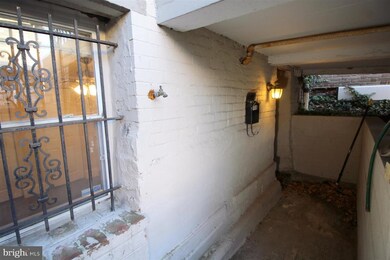 1434 Perry Place NW unit 2, Washington, DC 20010 - photo 3