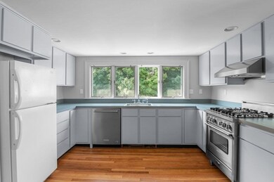 18 Essex St unit 4, Newburyport, MA 01950 - photo 7