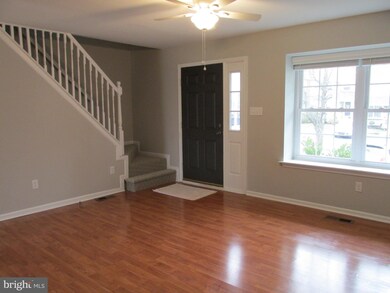 809 Treetop Ln, Norristown, PA 19403 - photo 6