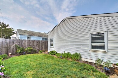 112 Camden Ave Lavallette NJ-large-006-1