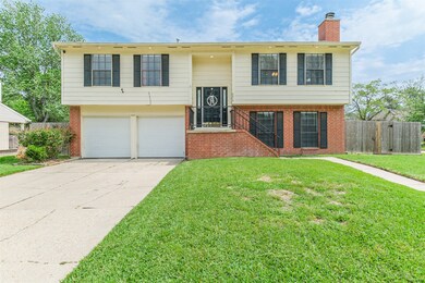 8010 Silver Fir Dr, Houston, TX 77095 - photo 2
