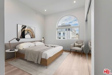 11675 Darlington Ave unit 301, Los Angeles, CA 90049 - photo 2