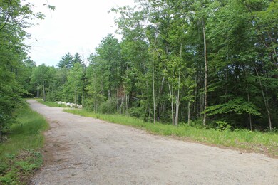 Beginning of Squire Lane