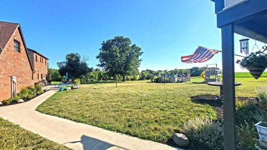 1160 N County Road 1600 E, Villa Grove, IL 61956 - photo 7