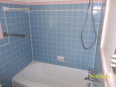 1158 Wycoff Ave, Jacksonville, FL 32205 - photo 5