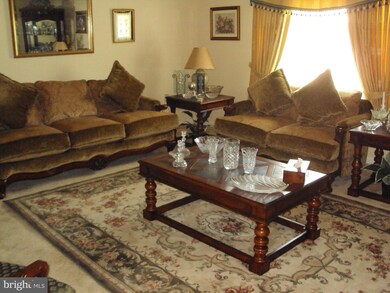 704 Salem Dr, Fredericksburg, VA 22407 - photo 2