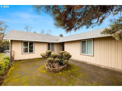 545 SW 10th Ave, Canby, OR 97013 - photo 5