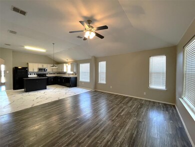 100 Creekview Dr, Wylie, TX 75098 - photo 4