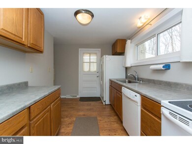 3807 Shellpot Dr, Wilmington, DE 19803 - photo 6