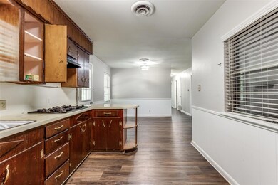 1508 Nichols St, Ennis, TX 75119 - photo 7