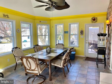 659 Crescent St, Langhorne, PA 19047 - photo 7