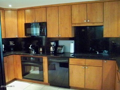 5132 N 31st Way unit 142, Phoenix, AZ 85016 - photo 4