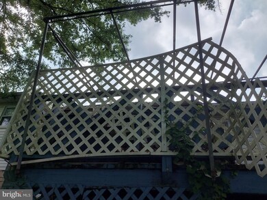 9105 Waltham Woods Rd, Parkville, MD 21234 - photo 4