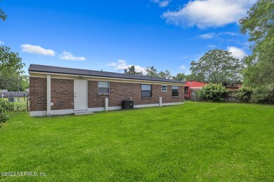 7679 Strato Rd N, Jacksonville, FL 32210 - photo 3