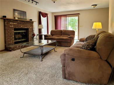 3705 Bon View Dr, Erie, PA 16506 - photo 3