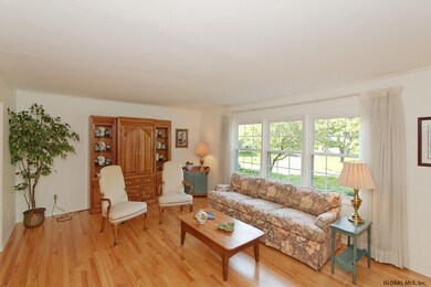 36 Brightonwood Rd, Glenmont, NY 12077 - photo 5