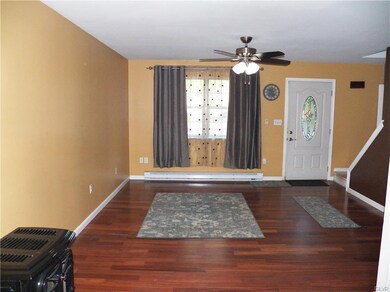 31 Armour Ct, Allentown, PA 18103 - photo 5