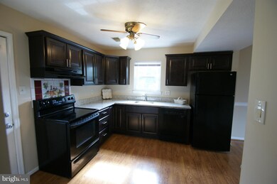 1615 Brimfield Cir, Sykesville, MD 21784 - photo 5