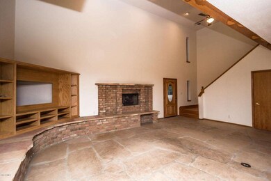 Family room to stair