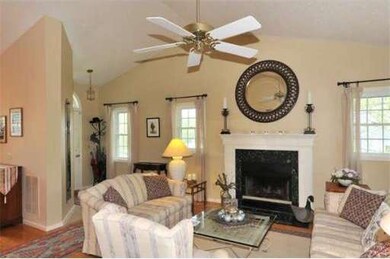 17 Arborwood Dr, Burlington, MA 01803 - photo 2