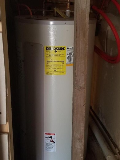 35 Eastside Ln unit 3, Francestown, NH 03043 - photo 3