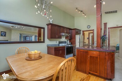Dining Area 20160527-DW-2325-SMALL