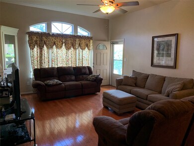 674 Fallow Ln, Alvin, TX 77511 - photo 6