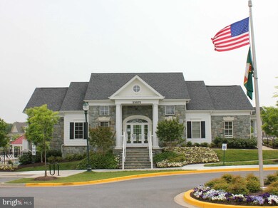 11803 Emerald Green Dr, Clarksburg, MD 20871 - photo 3