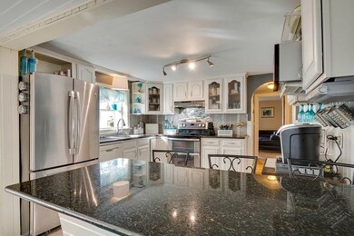 137 King St, Hanson, MA 02341 - photo 6