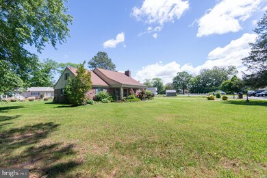 2303 Hambrooks Blvd, Cambridge, MD 21613 - photo 6