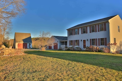 813 Hilltop Rd, Littleton, NH 03561 - photo 3