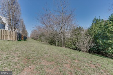 6933 Stanwick Square, Gainesville, VA 20155 - photo 3