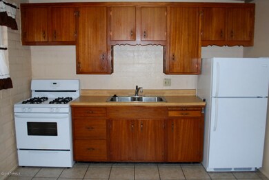 319 E Roger Rd, Tucson, AZ 85705 - photo 4