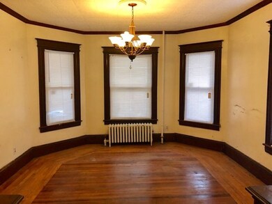 27-29 Carlisle St, Springfield, MA 01109 - photo 2