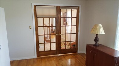 5001 Faith Cir, Allentown, PA 18106 - photo 3