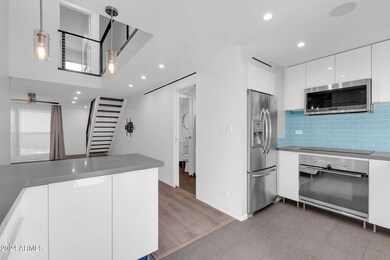 2946 N 14th St unit 17, Phoenix, AZ 85014 - photo 6