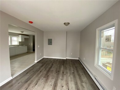 13 Knowlton St, Riverside, RI 02915 - photo 7