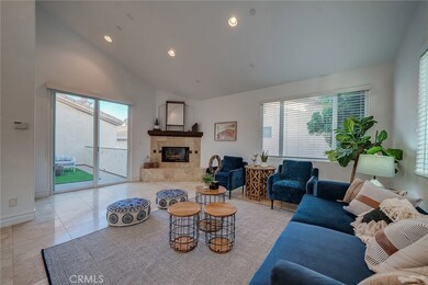 2210 Carnegie Ln unit C, Redondo Beach, CA 90278 - photo 2