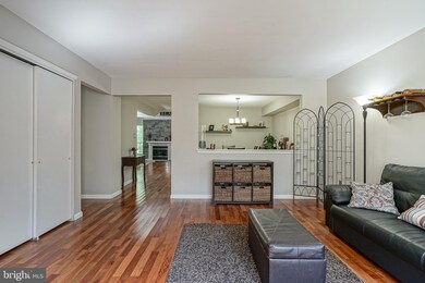 11 Regency Ct, Marlton, NJ 08053 - photo 5