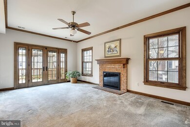 13607 Brockmeyer Ct, Chantilly, VA 20151 - photo 6