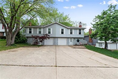 7523 Monrovia St, Shawnee, KS 66216 - photo 2