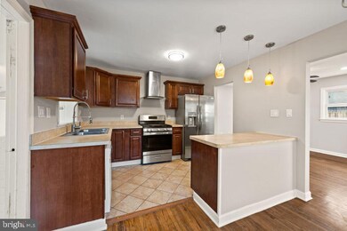 2901 Preston Ave, Alexandria, VA 22306 - photo 7