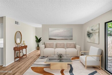 427 W Avenue J5 Unit#3 unit 3, Lancaster, CA 93534 - photo 2