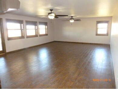 19847 E 1060 Rd, Elk City, OK 73644 - photo 2