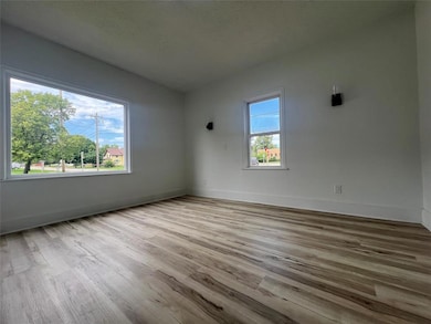 724 Elm Ave, Story City, IA 50248 - photo 4