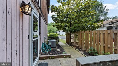 12733 Torrington St, Woodbridge, VA 22192 - photo 6